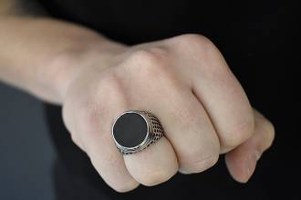 Δαχτυλίδι ανδρικό ατσάλι 316L με μαύρη πέτρα